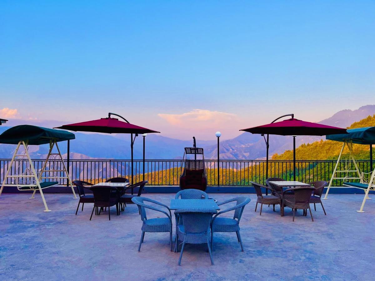 The Pinerock Resort, 穆索里 外观 照片