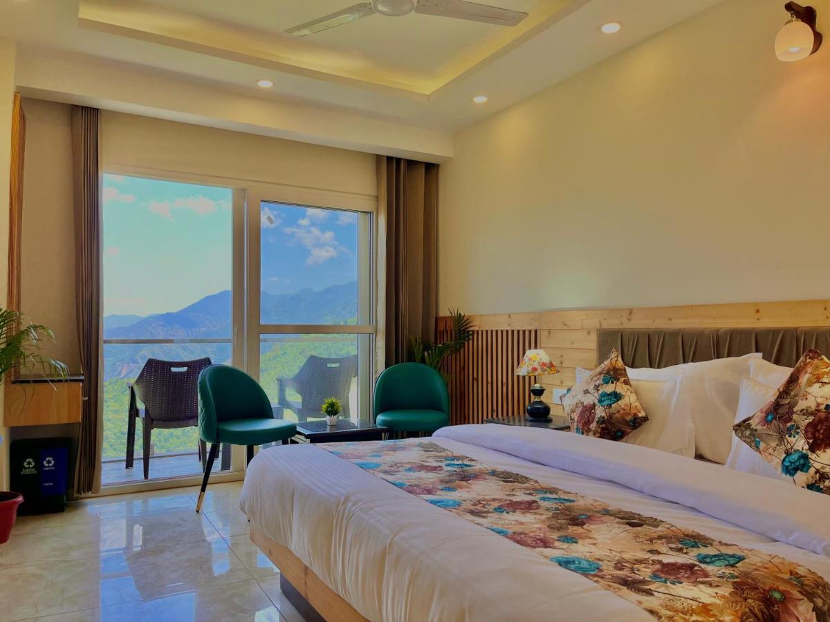 The Pinerock Resort, 穆索里 外观 照片