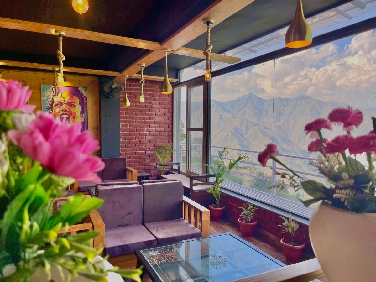 The Pinerock Resort, 穆索里 外观 照片