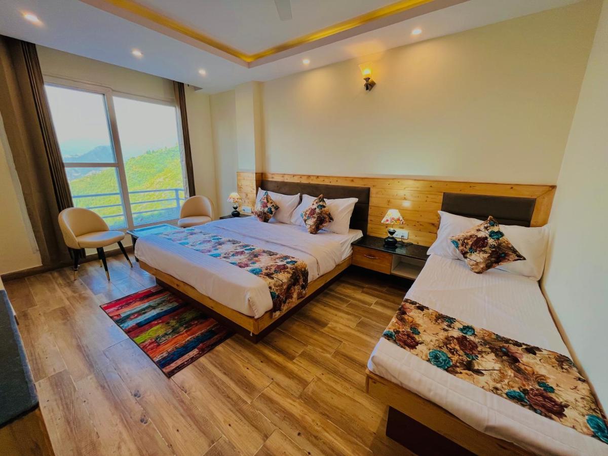 The Pinerock Resort, 穆索里 外观 照片