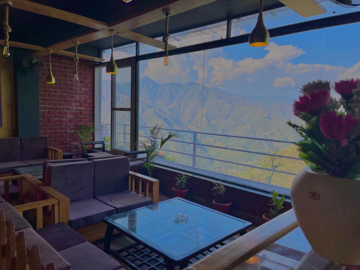 The Pinerock Resort, 穆索里 外观 照片