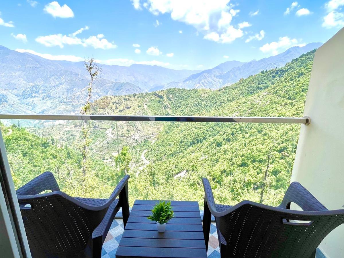 The Pinerock Resort, 穆索里 外观 照片