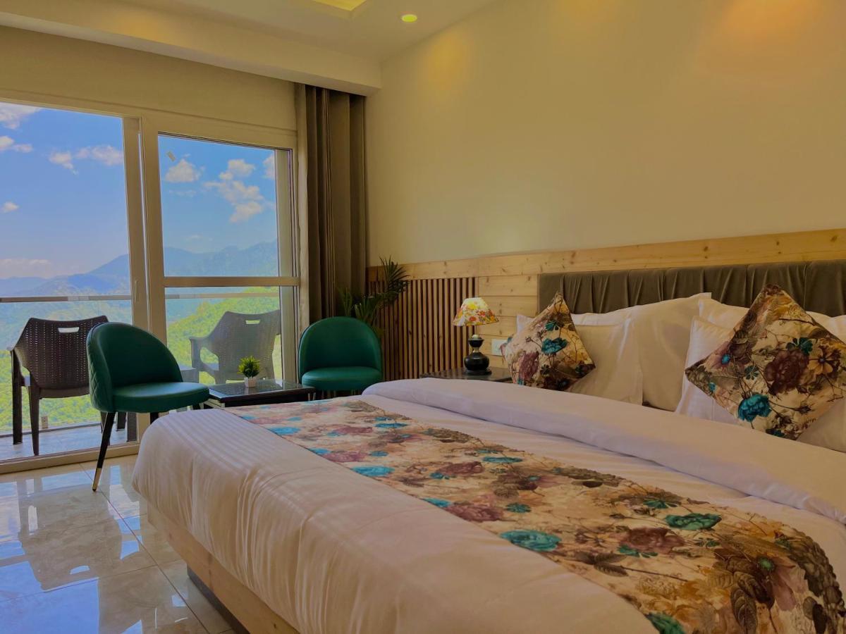 The Pinerock Resort, 穆索里 外观 照片