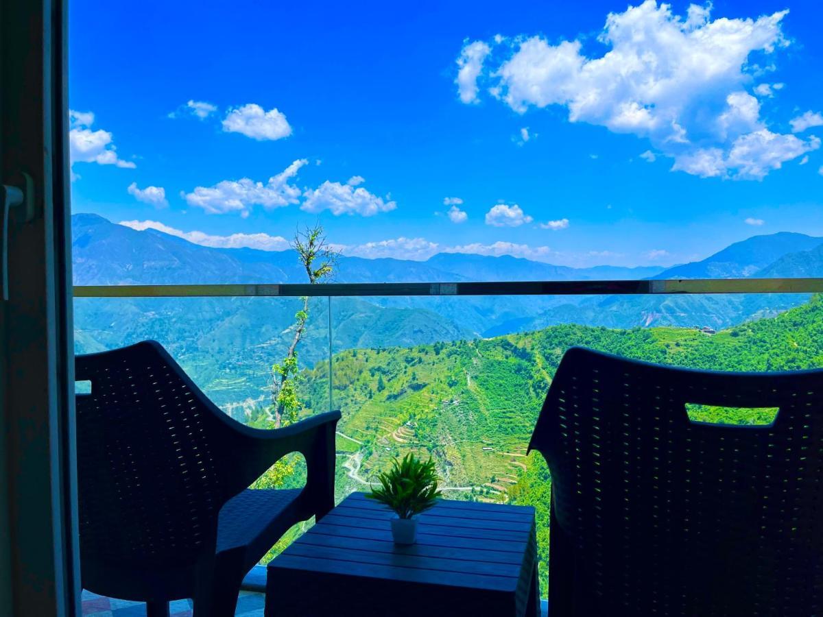 The Pinerock Resort, 穆索里 外观 照片