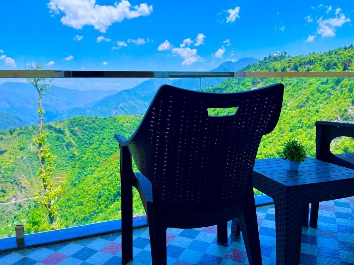 The Pinerock Resort, 穆索里 外观 照片