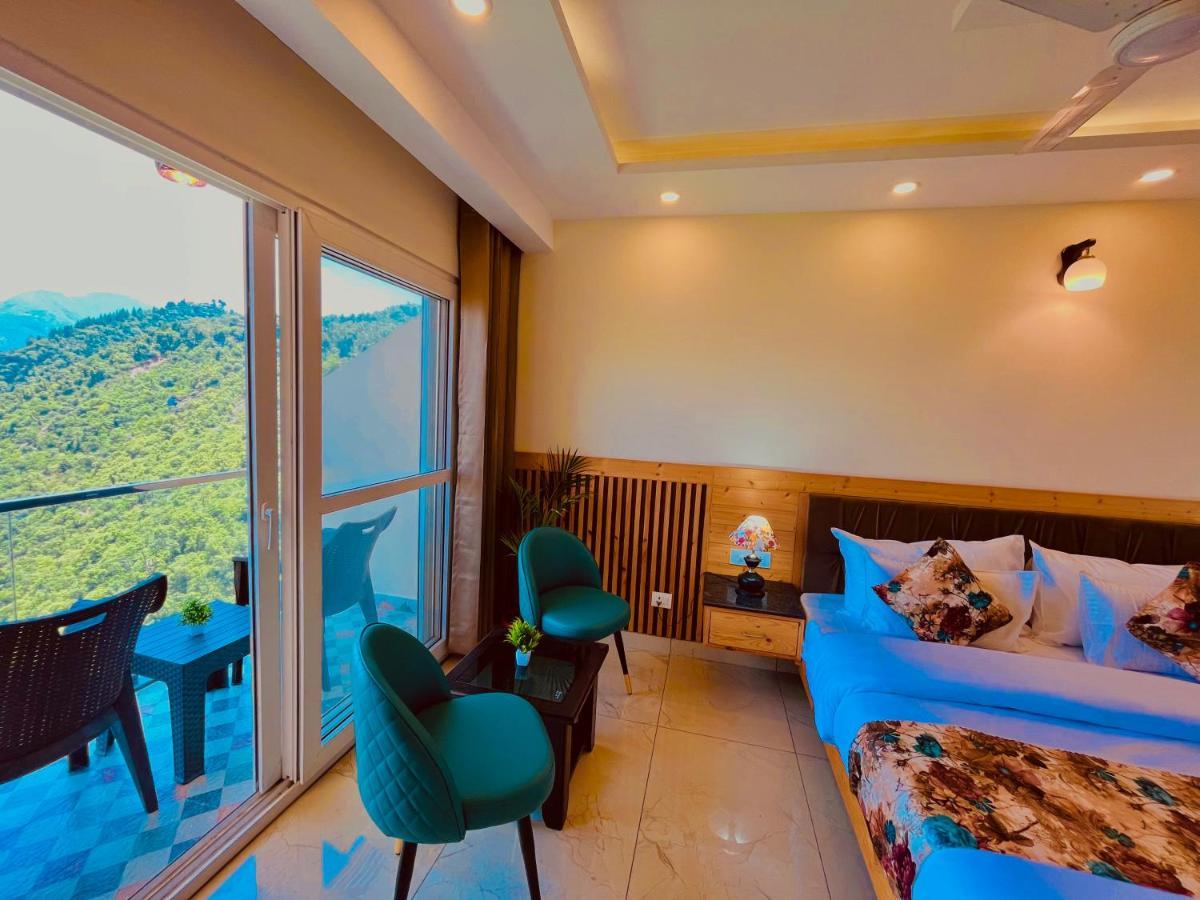 The Pinerock Resort, 穆索里 外观 照片