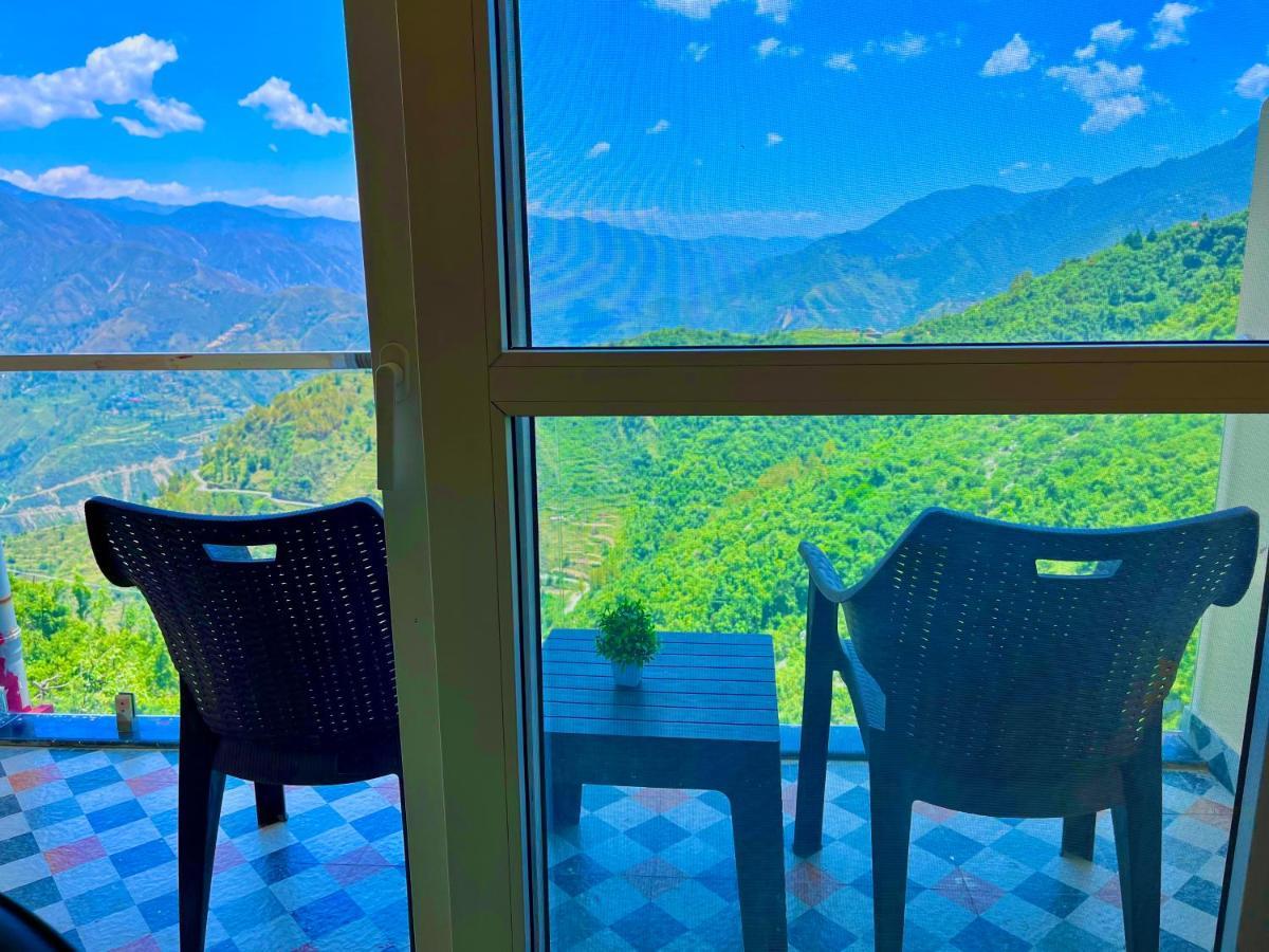 The Pinerock Resort, 穆索里 外观 照片